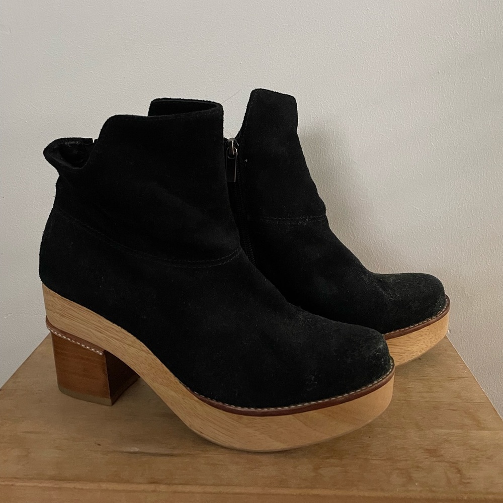Antelope Clog Boots - Black Suede, Size 39